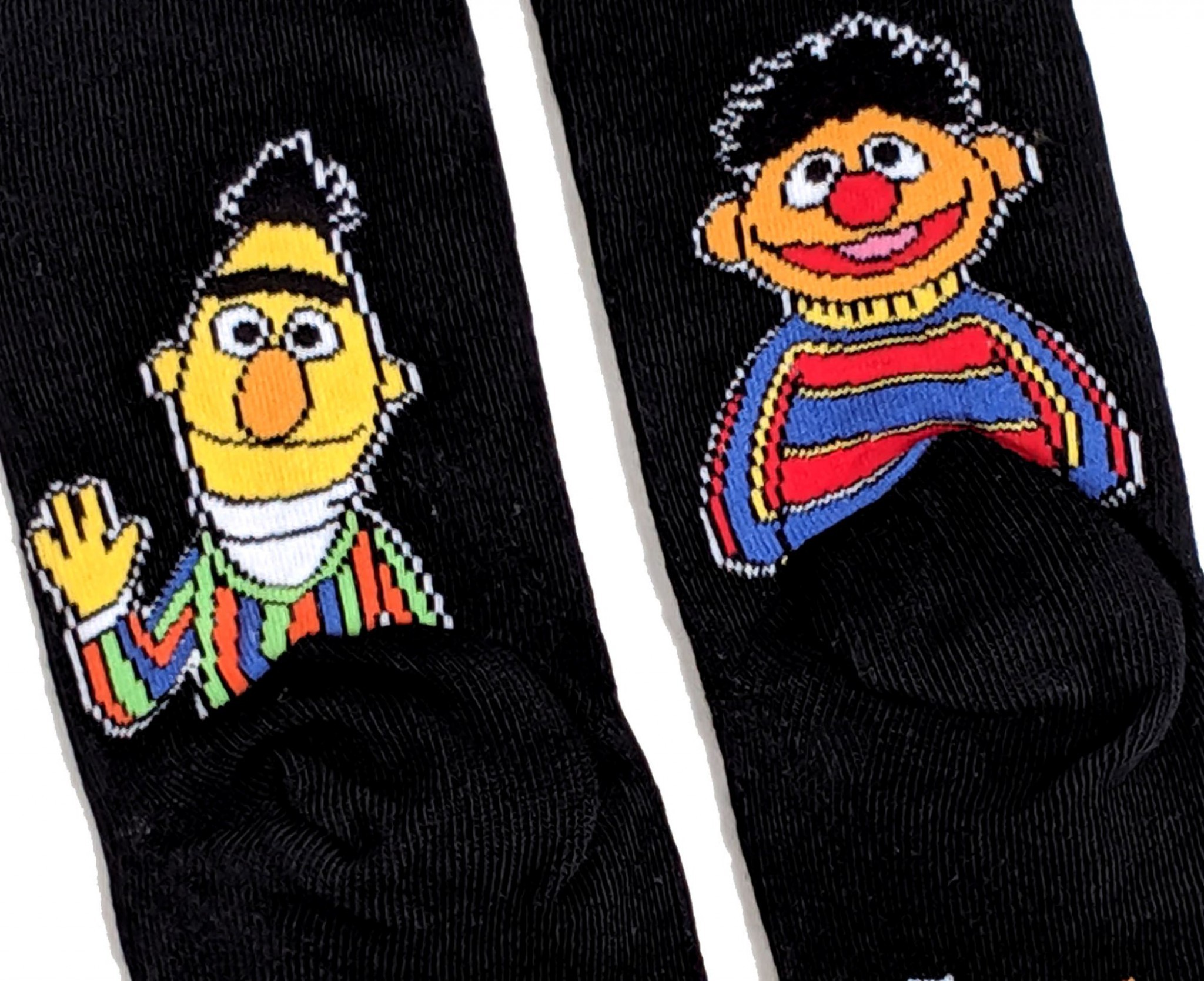 LADIES SESAME STREET BERT AND ERNIE ON HEEL SOCKS UK SIZE 4-8 EUR 37-42 US 6-10