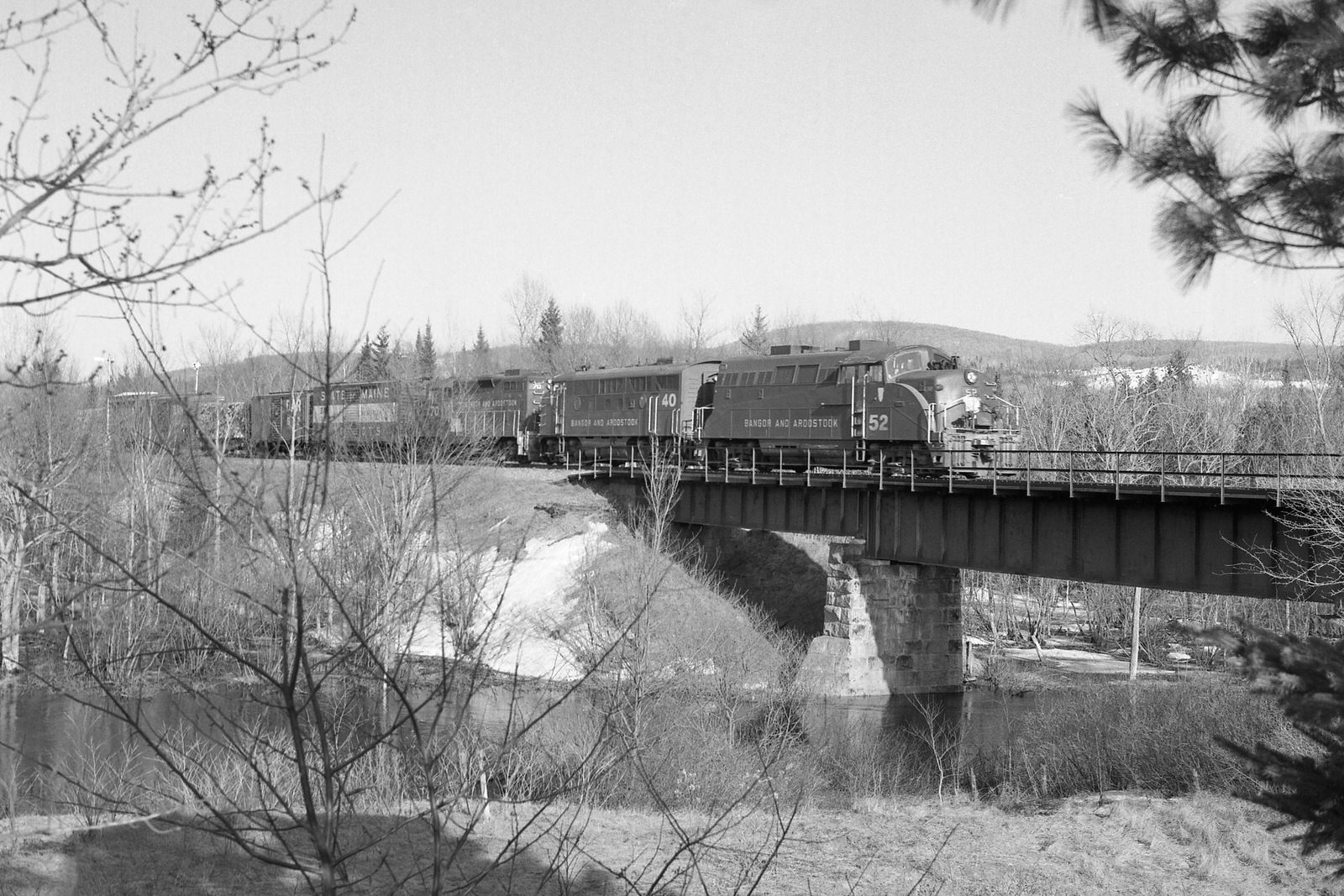 BAR 52, 40, 70 on train #44 at Oakfield, ME in 1972. BAR 52, 40, 70 on train #44 at Oakfield, ME in 1972.