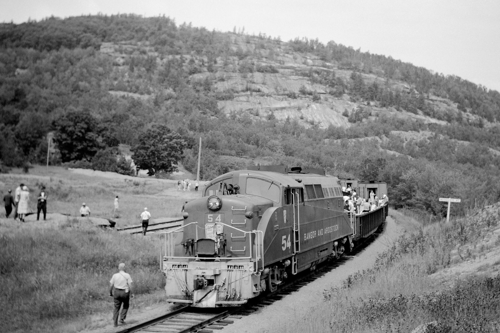 BAR BL2 #54 on a fantrip at Prospect, ME on 7/11/1965 BAR BL2 #54 on a fantrip at Prospect, ME on 7/11/1965