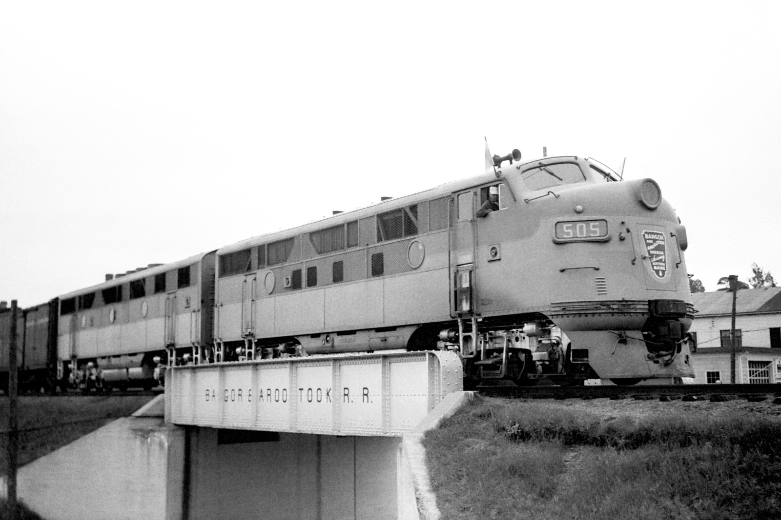 Bangor & Aroostook F3 #505 leads a F3B unit at Oakfield, Maine on August 28, 1951. Bangor & Aroostook F3 #505 leads a F3B unit at Oakfield, Maine on August 28, 1951.