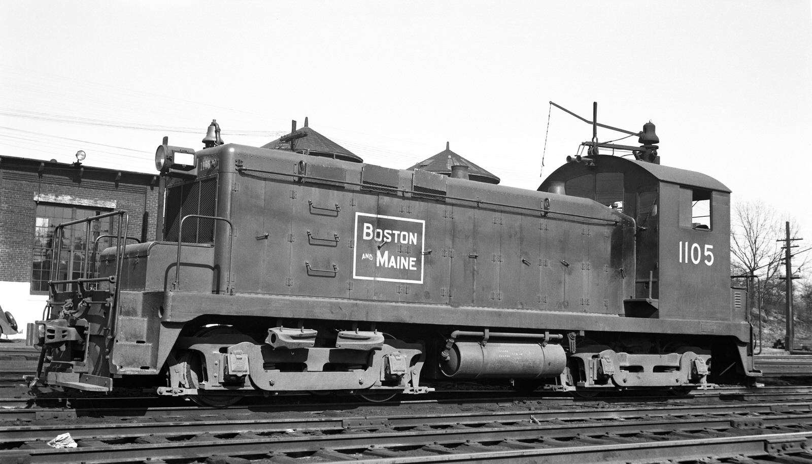 Boston & Maine EMC SC #1105 at Lawrence, MA on 4/26/1948. (8x14)