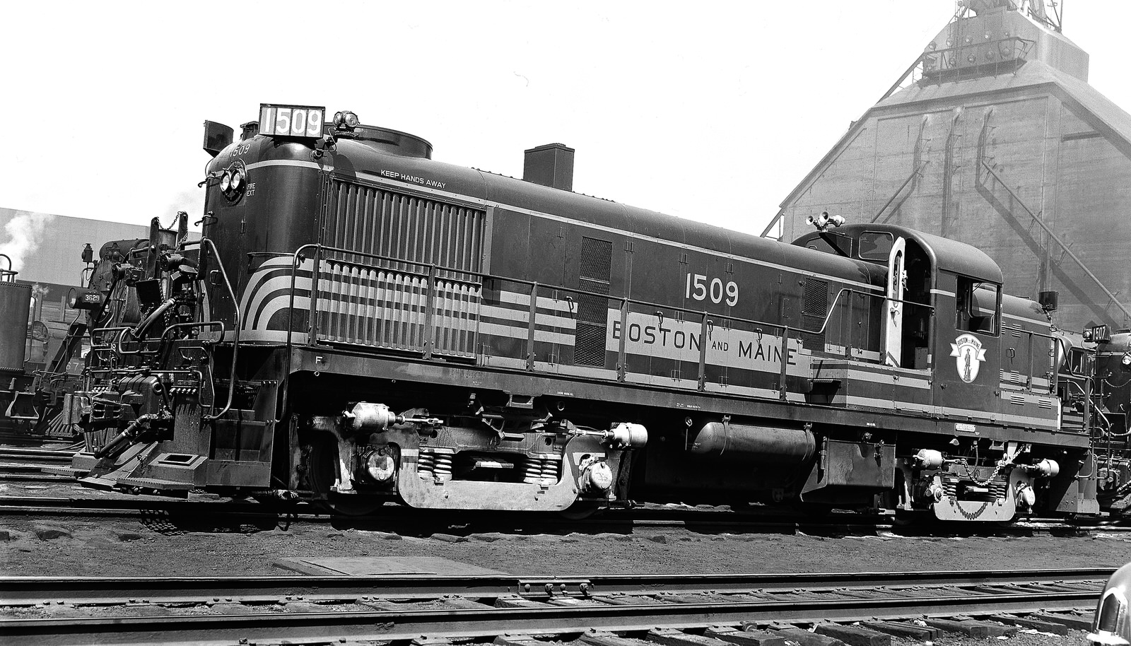 Boston & Maine Alco RS3 #1509 at Boston, MA on June 19, 1954. Photographer unknown. Boston & Maine Alco RS3 #1509 at Boston, MA on June 19, 1954. Photographer unknown.