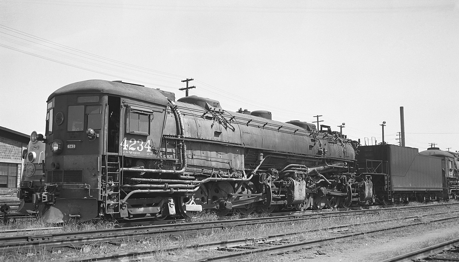 Southern Pacific 4-8-8-2 #4234 @ Roseville, CA on 5/28/1955. (8x14) Southern Pacific 4-8-8-2 #4234 @ Roseville, CA on 5/28/1955. (8x14)