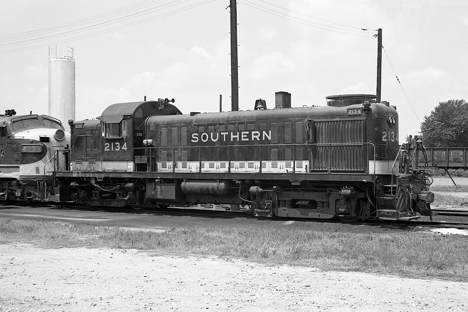 Southern Alco RS3 #2134 at Spartanburg, SC on 7/27/1969. (8x12) Southern Alco RS3 #2134 at Spartanburg, SC on 7/27/1969. (8x12)