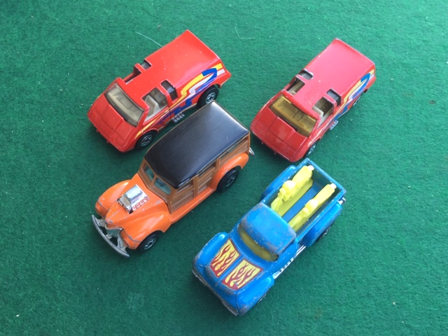 4 1970's MATTEL HOT WHEELS-img-0