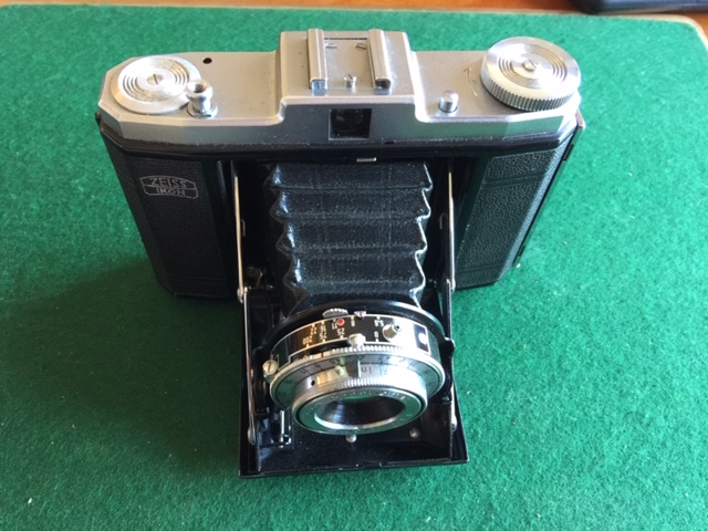 1940S ZEISS IKON NETTAR FOLDING 6X6 CAMERA-img-0