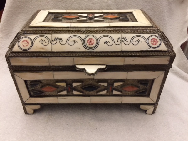 Antique 1920s Large Indian Ivory Bone Jeweled Box-img-0